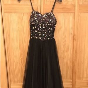 Black prom dress